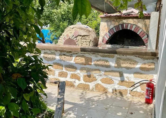 Bed & Breakfast Castle Karpasia At Rizokarpaso Peninsula Northern Cyprus *